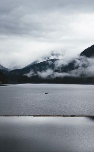 Превью обои горы, туман, озеро, вода, чб