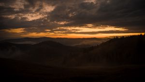 Превью обои горы, туман, сумерки, закат, облака, вид сверху