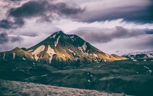 Превью обои горы, вершина, облака