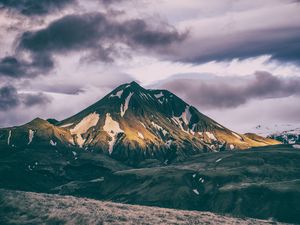 Превью обои горы, вершина, облака