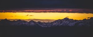 Превью обои горы, вершина, облака, ночь, небо, темный, заснеженный