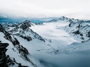 Превью обои горы, вершина, снежный, снег, скалы