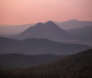 Превью обои горы, вершины, деревья, сумерки