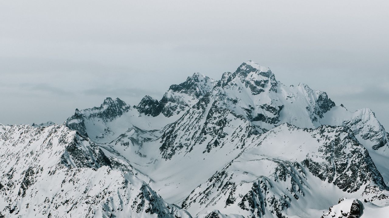 Обои горы, вершины, снег, горный хребет, пейзаж