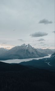 Превью обои горы, вершины, заснеженный, река, лес, деревья