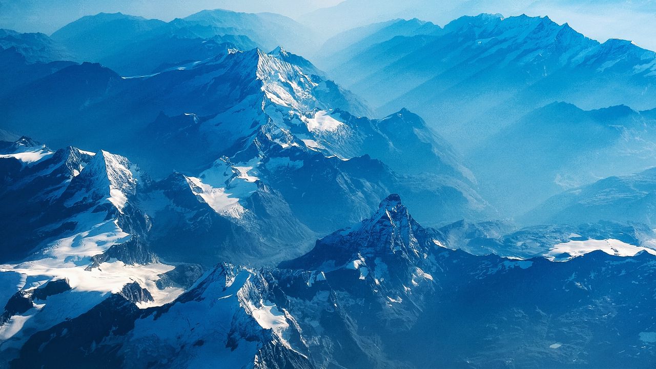 Обои горы, вид сверху, облака, туман, швейцария