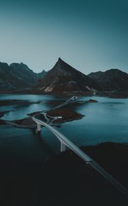 Превью обои горы, вода, дорога, мост, мрак
