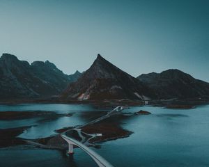 Превью обои горы, вода, дорога, мост, мрак