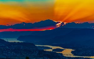 Превью обои горы, закат, облака, небо, вечер, природа