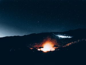 Превью обои горы, звездное небо, ночь, свет