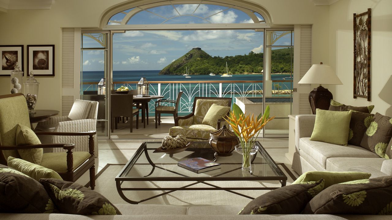 Обои гостиная, вилла, диваны, стол, вид, океан, интерьер