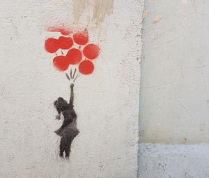 Превью обои граффити, ребенок, воздушные шары, стрит арт, стена, краска