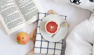 Превью обои грейпфрут, книга, эстетика, белый