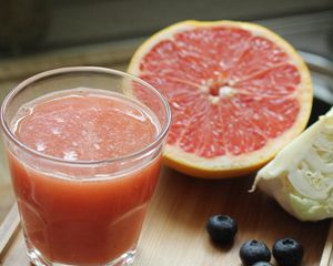 Превью обои грейпфрут, сок, смузи, фрукт, свежий, стакан