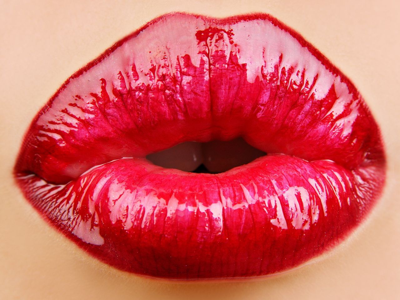 1280x960 Обои губы, девушка, помада, поцелуй