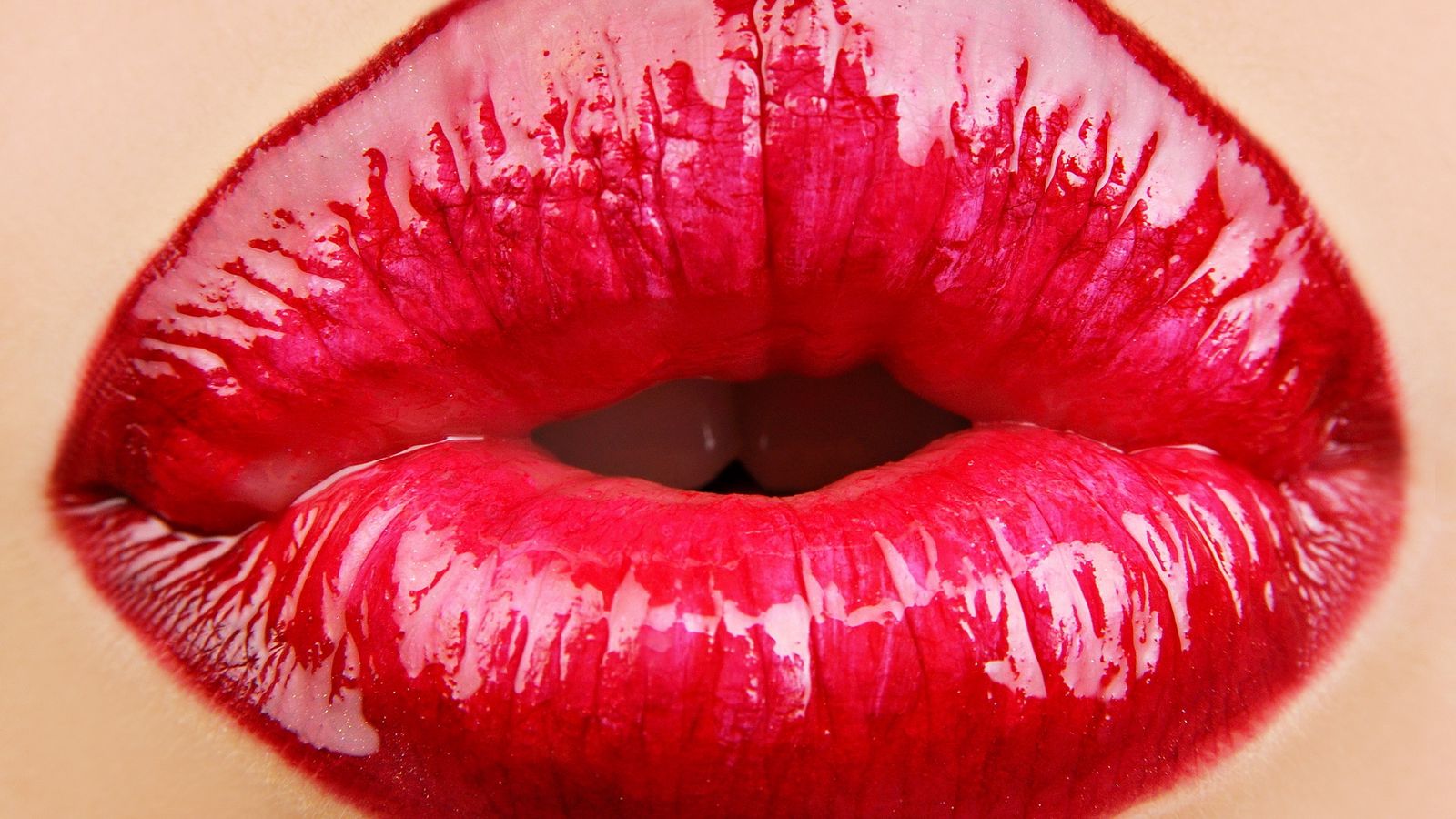 1600x900 Обои губы, девушка, помада, поцелуй