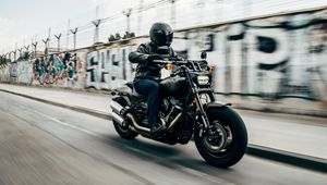 Превью обои harley-davidson, мотоцикл, байк, чоппер, байкер, скорость