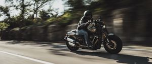 Превью обои harley-davidson, мотоцикл, байк, байкер, дорога, скорость