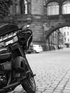 Превью обои harley-davidson, мотоцикл, байк, черный, дорога, черно-белый