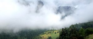 Превью обои холм, горы, деревья, туман, облака, пейзаж