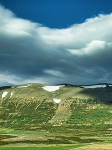 Превью обои холм, снег, зелень, облака, пейзаж