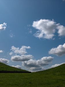 Превью обои холмы, долина, облака, лето, пейзаж