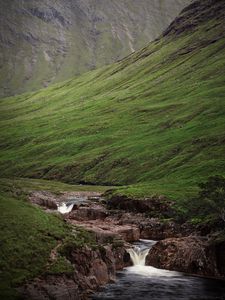 Превью обои холмы, ручей, вода, каскад, природа, пейзаж