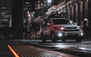 Превью обои honda cr-v, honda, автомобиль, белый, ночь, улица