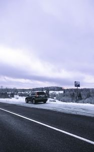 Превью обои honda cr-v, honda, автомобиль, серый, дорога, снег