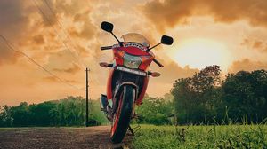 Превью обои honda, мотоцикл, байк, вид спереди, красный, отражение