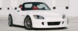 Превью обои honda s2000, honda, автомобиль, белый, стоянка