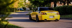 Превью обои honda s2000, honda, солнечный свет, желтый