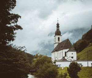 Превью обои храм, архитектура, вода, строение, кусты