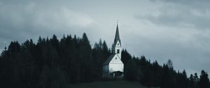 Превью обои храм, лес, деревья, пасмурно, облака