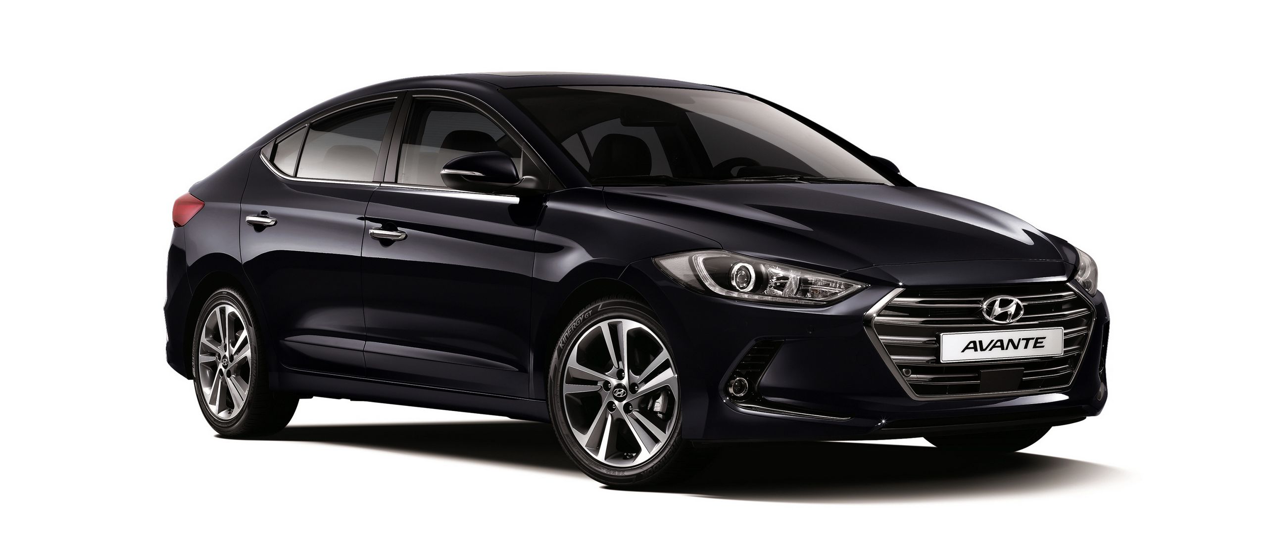 Хендай лантра j1. Hyundai Avante 2017. Hyundai Avante 2022. Hyundai Avante (Elantra) 1.6dizel 2015.