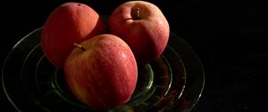 Превью обои яблоки, фрукты, спелый, красный, тарелка