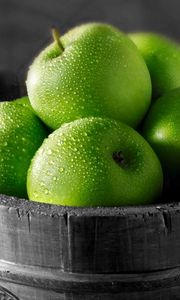 Превью обои яблоки, фрукты, зеленое, ведро