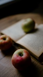 Превью обои яблоки, книга, фрукты, красный, зеленый