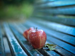 Превью обои яблоки, скамейка, листья