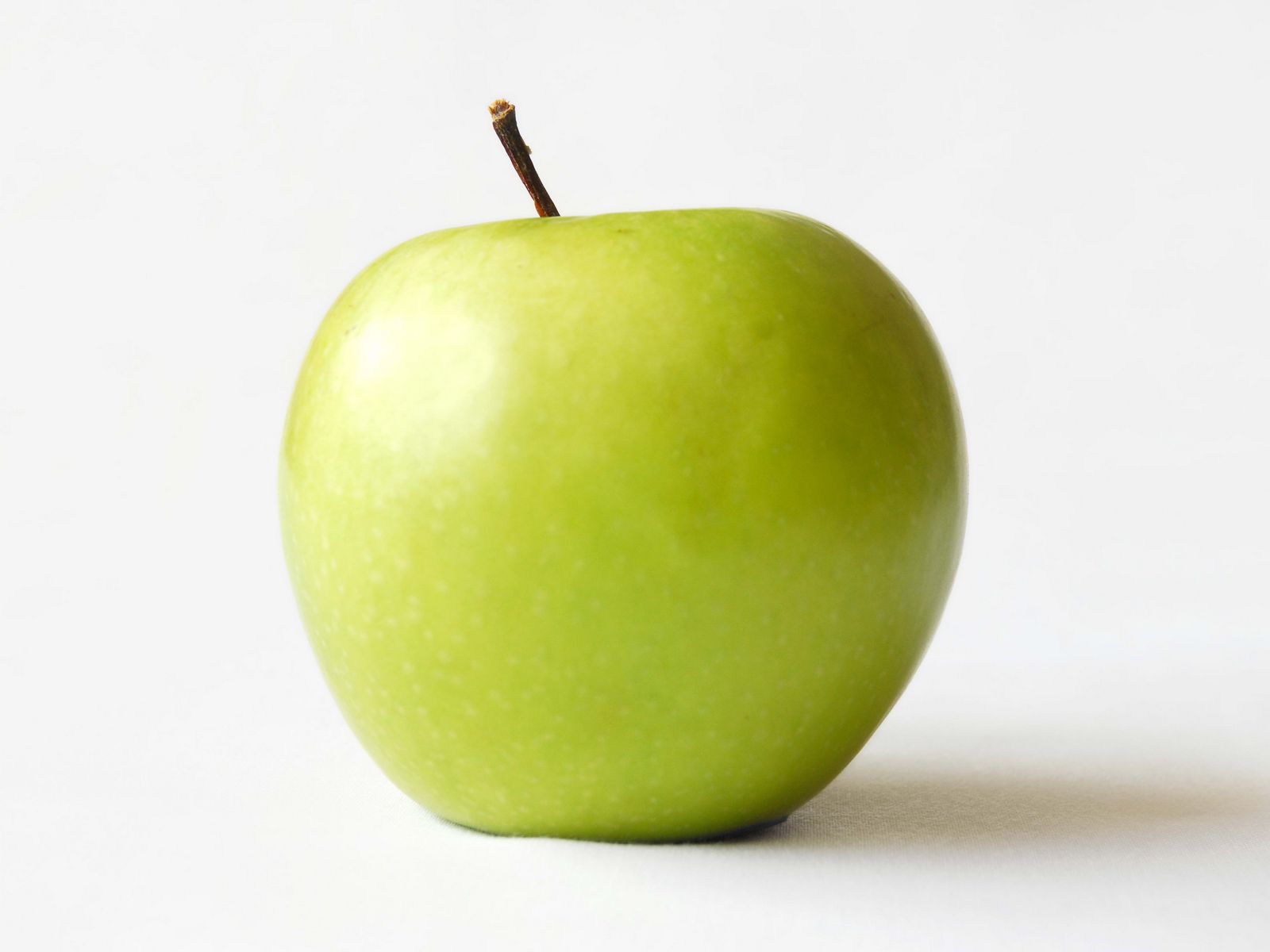 Зеленое яблоко рисунок