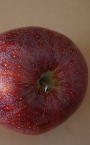 Превью обои яблоко, фрукт, капли, крупным планом