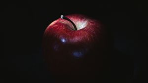 Превью обои яблоко, фрукт, красный, тень, темный