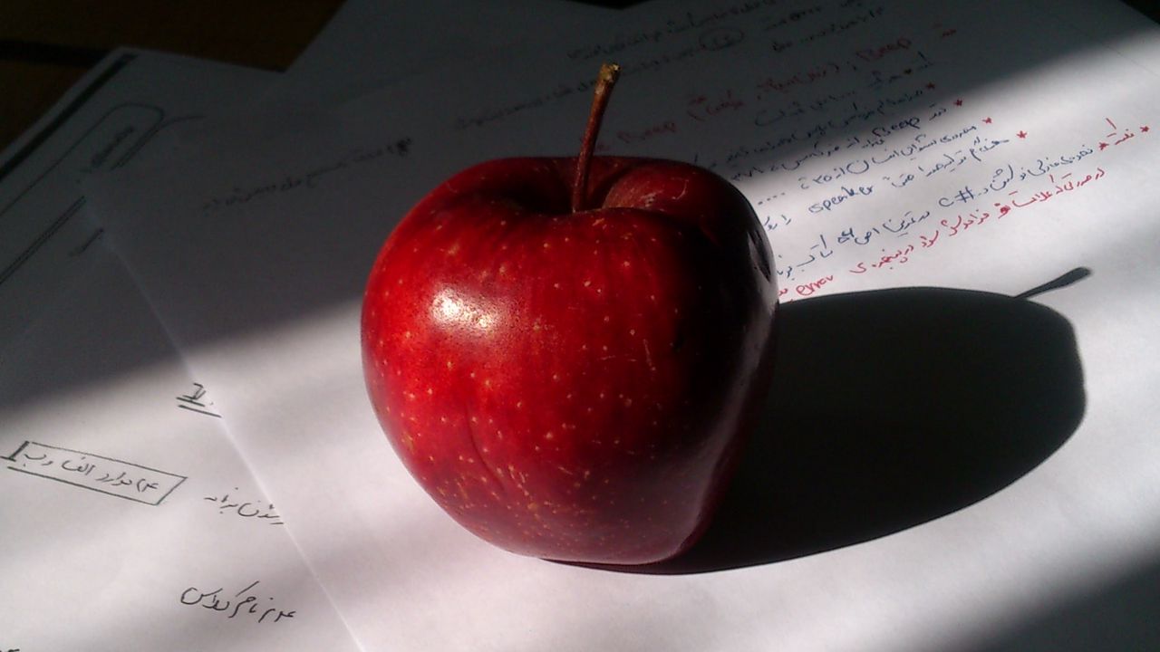 Обои яблоко, фрукт, красный, бумага, заметки