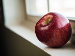Превью обои яблоко, фрукт, макро, красный