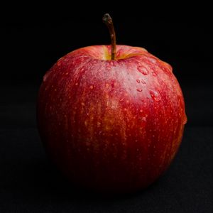 Превью обои яблоко, фрукт, спелый, капли, макро