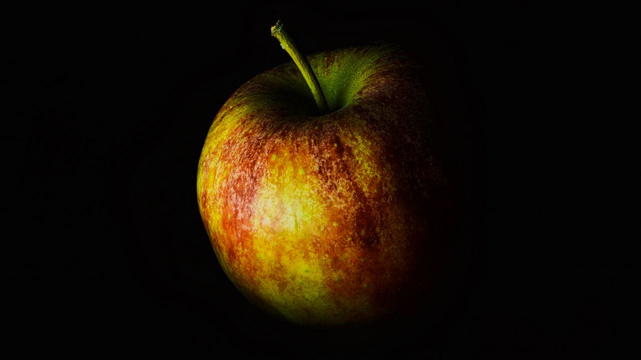 Обои яблоко, фрукт, темнота, макро