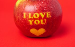 Превью обои яблоко, надпись, любовь, послание, красный