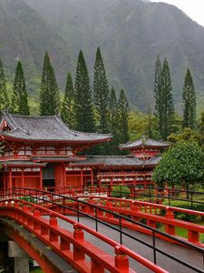 Превью обои япония, мост, деревья, красный, горы, архитектура