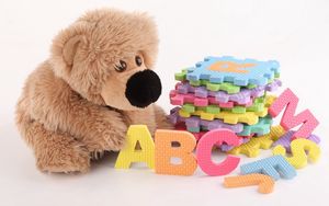 Превью обои игрушки, буквы, плюшевый, разноцветный, развитие
