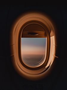 Превью обои иллюминатор, окно, самолет, темный, вид